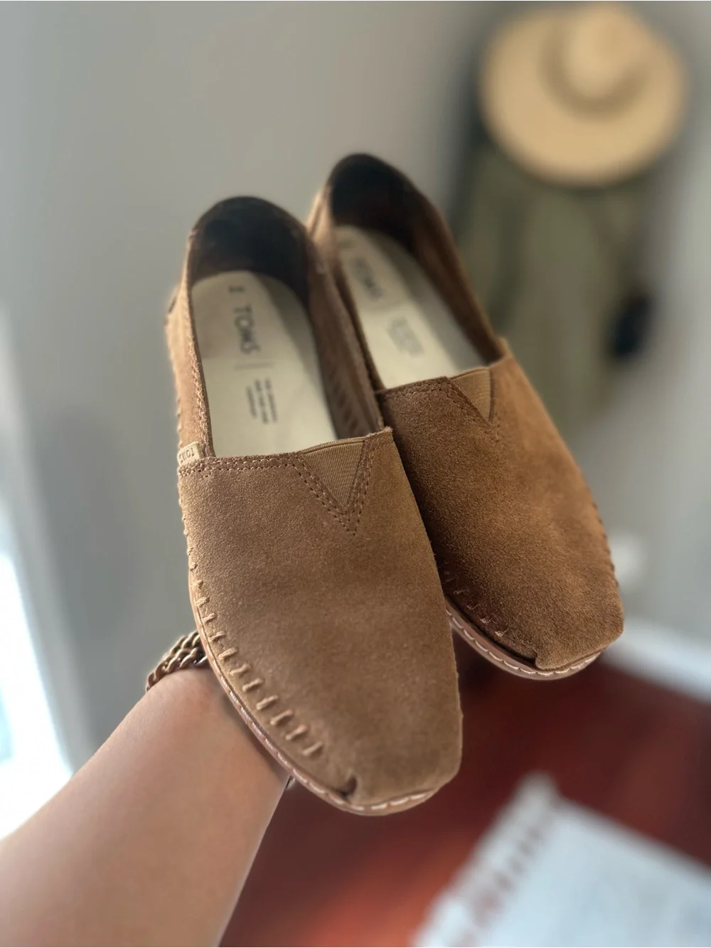 TOMS Brown Suede Comfy Cloud Step Slip-On Loafers in Chestnut Brown